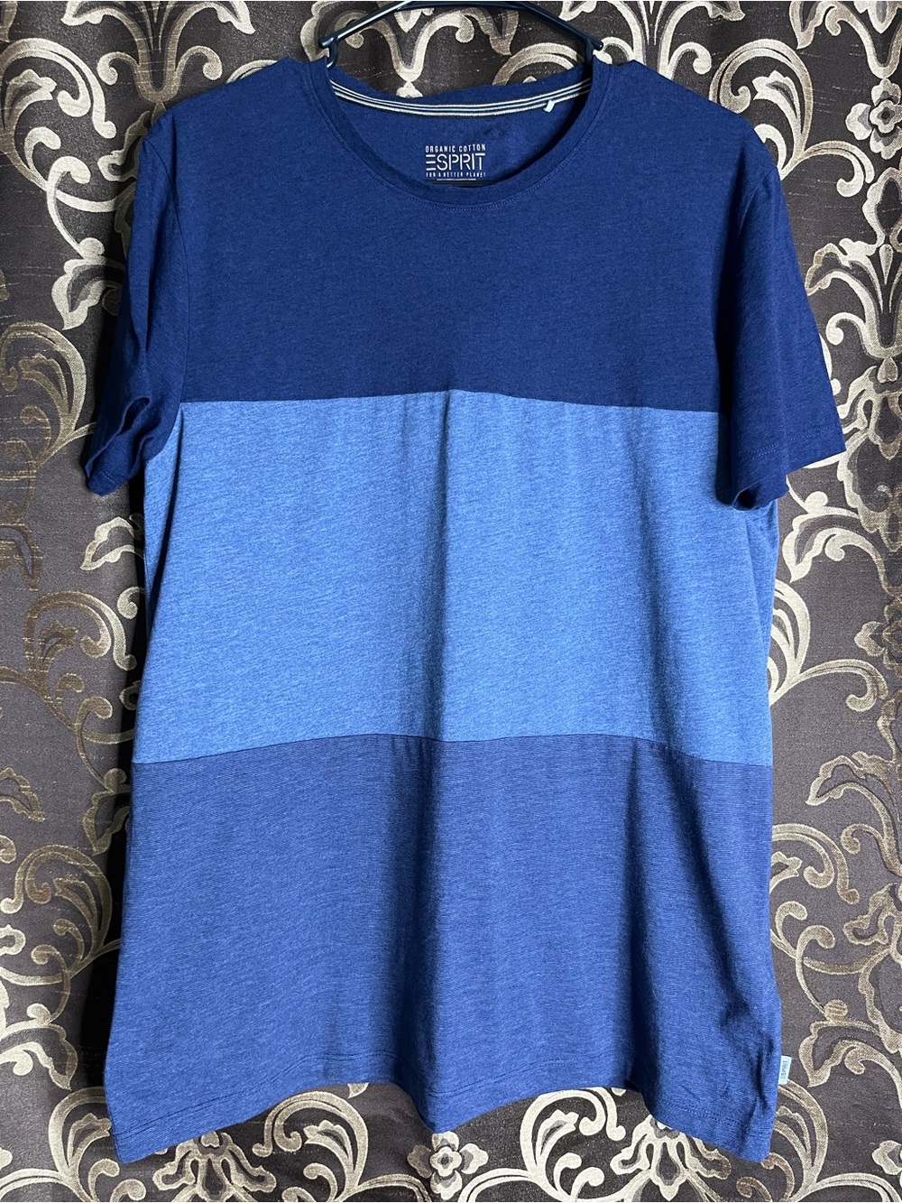 Esprit Men’s Tri-Tone Blue Crew Neck Tee